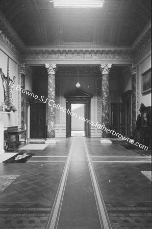 BALLYFIN HOUSE MAIN HALL